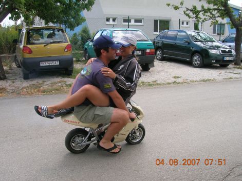 ket_szemelyes.jpg ket_szemelyes.jpg